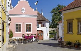 Unser Rosa Haus Fuer Sie